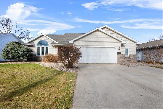 2830 E Dietzen Drive, Appleton WI 54915