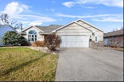 2830 E Dietzen Drive, Appleton WI 54915