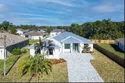 5203 NW Lovoy Circle, Port Saint Lucie FL 34986