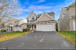 335 Sunbury Way, Red Lion PA 17356