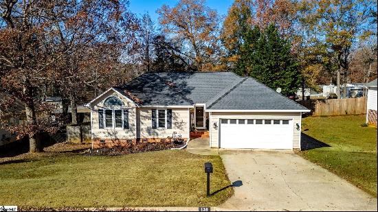 138 Hatteras Lane, Simpsonville SC 29680