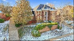 14712 Forest Creek Way, Louisville KY 40245