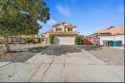 16039 Nippet Lane, Moreno Valley CA 92551