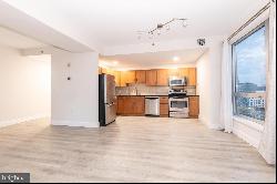 901 N Penn Street Unit P906, Philadelphia PA 19123