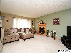 11267 S 202 Circle, Gretna NE 68028