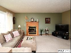 11267 S 202 Circle, Gretna NE 68028