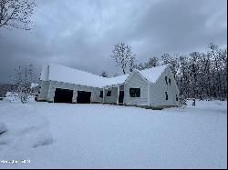 4 Thrushwood Ln, Great Barrington MA 01230