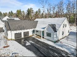 4 Thrushwood Ln, Great Barrington MA 01230