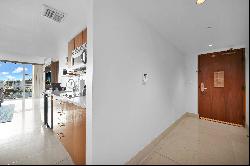 6801 Collins Ave,Miami Beach, FL, 33141