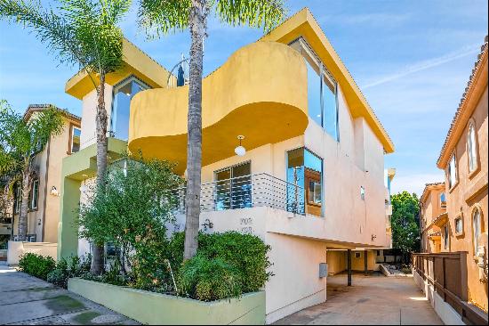 702 10th Street, Hermosa Beach, CA 90254