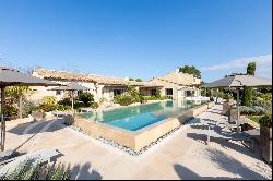 SOLE AGENT - ST REMY DE PROVENCE - PROPERTY WITH VIEW