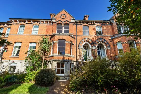 No. 48 Northumberland Road is a classic 5-Bedroom Victorian terraced town residence, exten