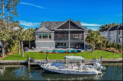 Luxurious Lowcountry Harbor-Front Residence in Wexford