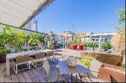 Splendid penthouse in Eixample Derecha in iconic building