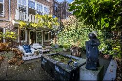 Elegant and Charming Townhouse with Museumplein Views on Johannes Vermeerstraat