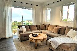 11 Miramar West, Ocean View Apartment