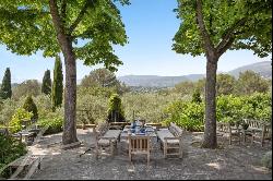 Charming Bastide with olive grove and beautiful panoramic view