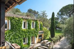 Charming Bastide with olive grove and beautiful panoramic view