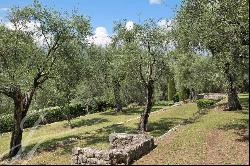 Charming Bastide with olive grove and beautiful panoramic view