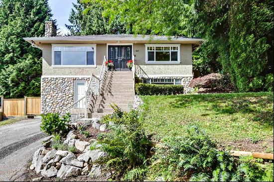 3581 Wellington Crescent, North Vancouver, BC, V7R3B3, CANADA