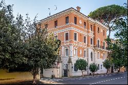 Bright Apartment in Historic Building on a Prime Parioli Street