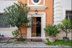 Bright Apartment in Historic Building on a Prime Parioli Street