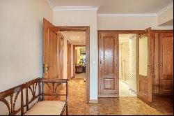 Flat, 2 bedrooms, for Sale