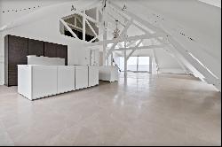 Exceptionally Spacious Penthouse Johan de Witt, The Hague