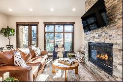 Mountain Modern 2 Bed Ski Condo in Canyons Village