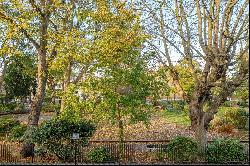 Barnsbury Square, London, N1 1JL