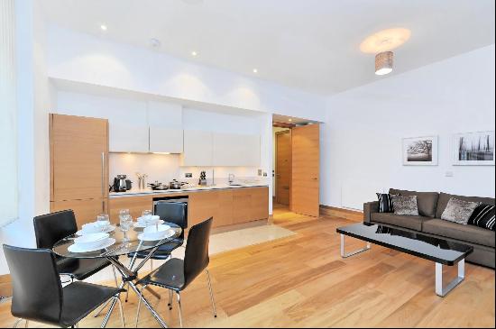 A stylish one bedroom apartment to rent in Sugar House, E1.