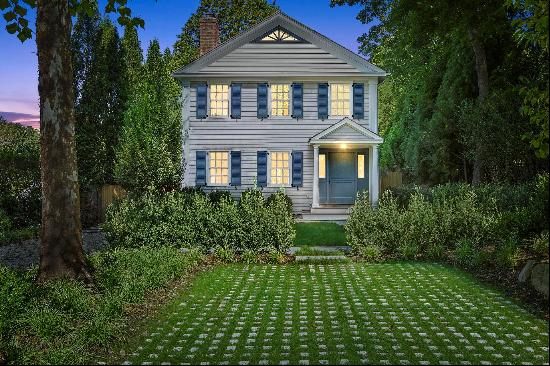 As we approach this gorgeous renovation located at 11 Harrison St in Sag Harbor the attent