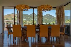 Penthouse with stunning ocean views in Angra dos Reis