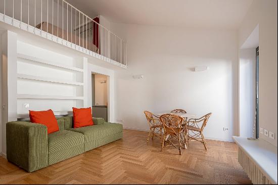 Renovated One-Bedroom Apartment in Brera