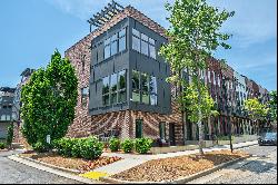 Stunning LIke-New Brownstone in Atlanta's Westside