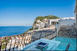 Penthouse with terraces in the heart of Capri