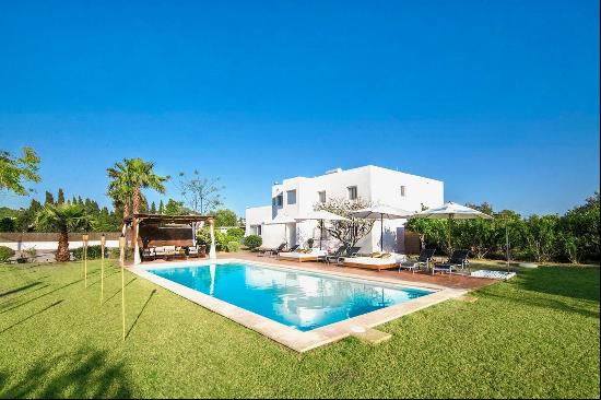 Villa with tourist license for sale