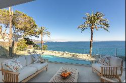 Villa for rent on the first line of the sea in Cala Viñas.