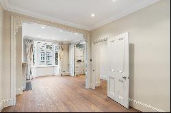 Recently renovated townhouse on one of London’s most iconic streets