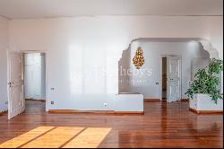 Elegant panoramic apartment in Via Orazio