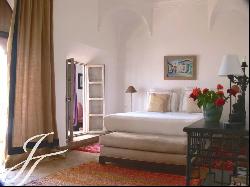 Elegant 6 bedroom Riad with pool