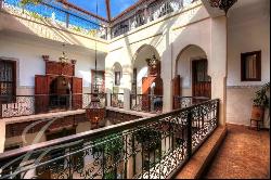 Elegant 9 suite Boutique-Riad in the Medina