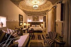 Elegant 9 suite Boutique-Riad in the Medina