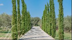 Elegant Villa with Pool in Châteauneuf-Grasse, France