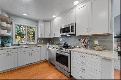 Fabulous Remodeled McCloud Condo