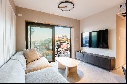 Beautifully Designed and Fully Furnished Apartment with Balconies