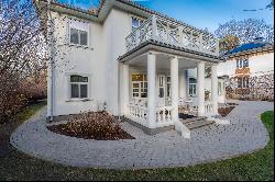 Comfortable mansion in the center of Jurmala