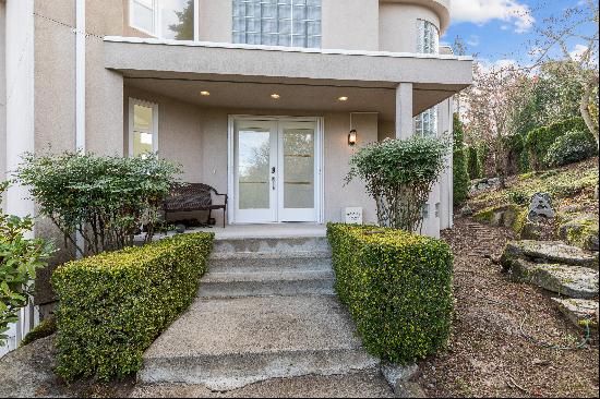 3728 East Mercer Wy, Mercer Island, WA 98040