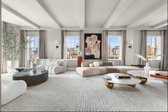 Experience the epitome of Manhattan living in this stunning Gramercy Park penthouse con