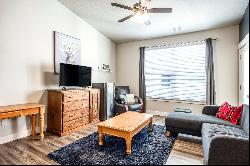 Updated Herriman Condo Near Shopping, Restaurants, and Schools